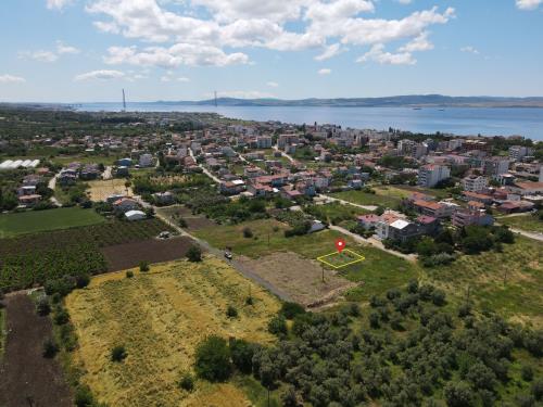 2.008.000TL 251 M² İNŞAAT YAPILABİLİR ALT YAPI DOĞALGAZ VAR ARSA