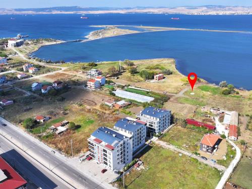 291M² TAM SAHİLDE ALTYAPI DOĞALGAZ MERKEZ İNŞAAT YAPILIR ARSA