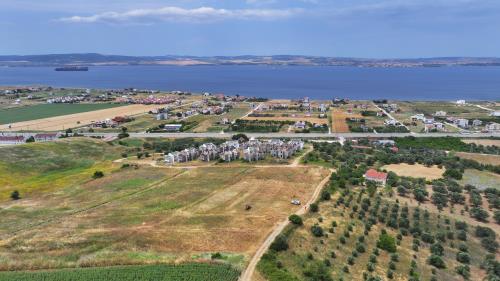 LAPSEKİ ÇARDAK