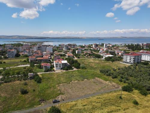 ÇARDAK TAM MERKEZDE 291 m² SATILIK ARSA	
