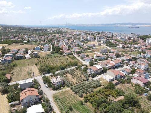 ÇARDAK TAM MERKEZDE 281M² SATILIK ARSA	