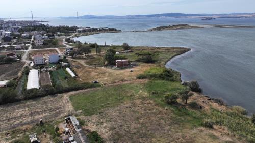 286M² TAM SAHİLDE ALTYAPI DOĞALGAZ MERKEZ İNŞAAT YAPILIR ARSA